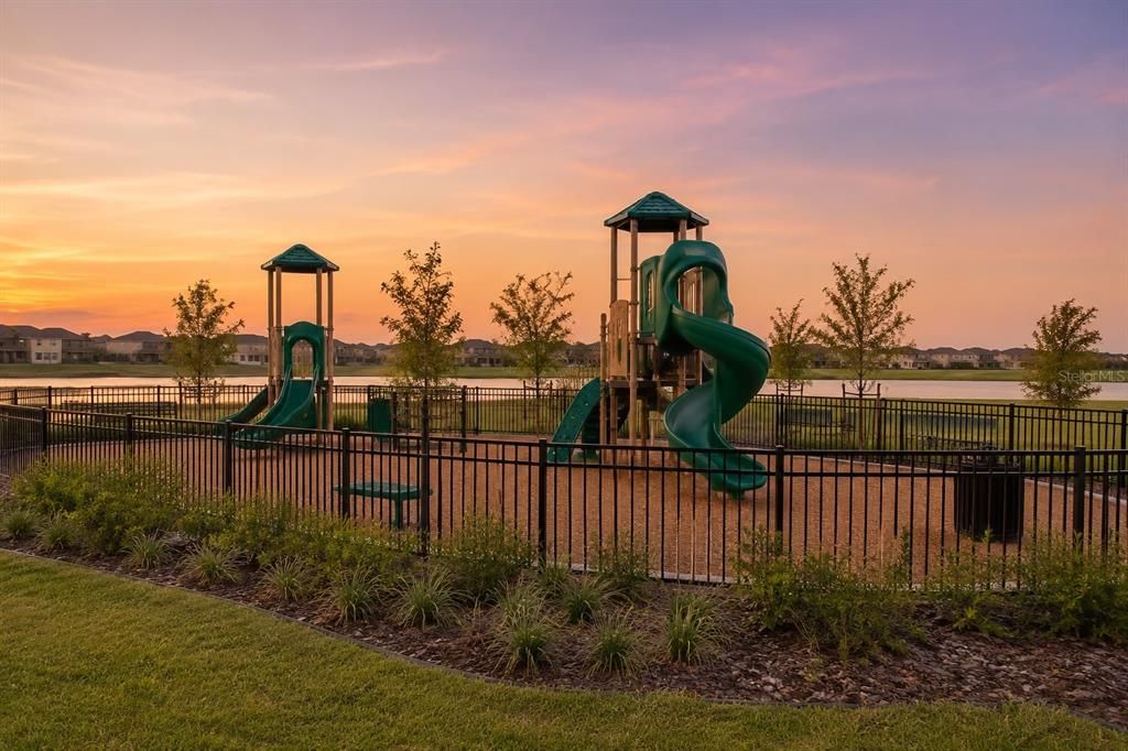 For Rent: $2,499 (4 beds, 2 baths, 1846 Square Feet)