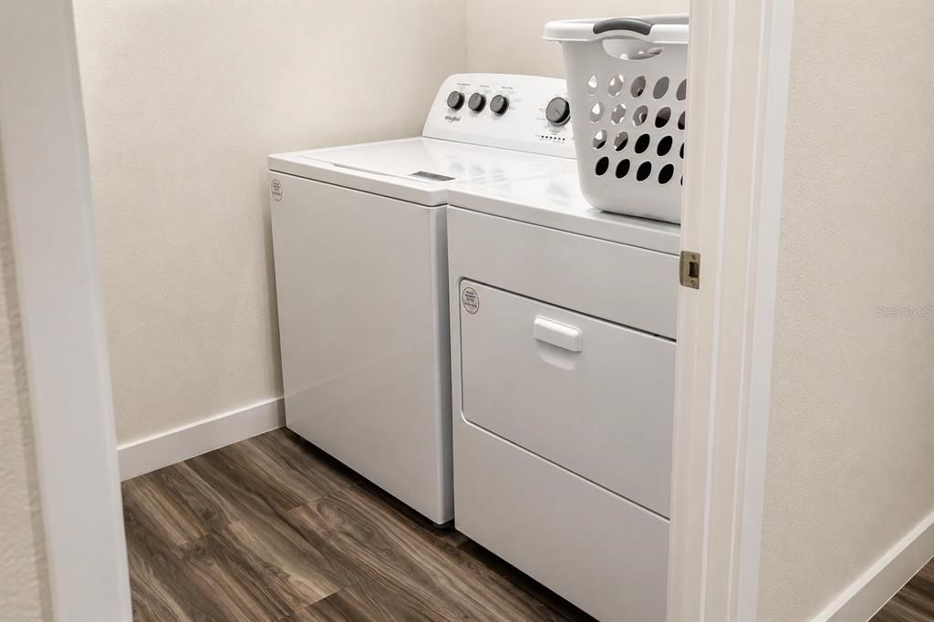 For Rent: $2,499 (4 beds, 2 baths, 1846 Square Feet)