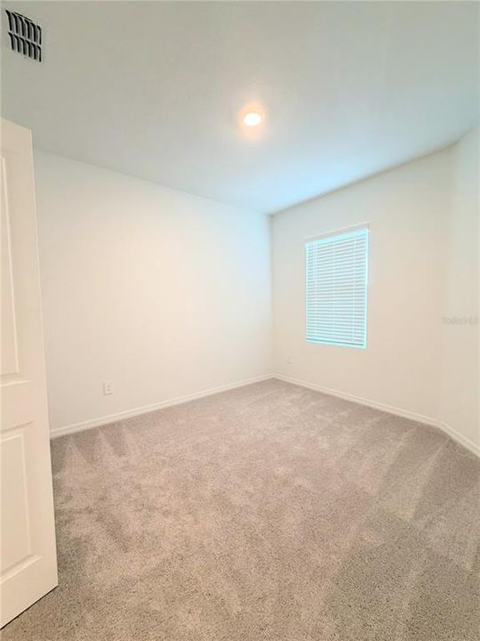 В аренду: $2,200 (3 спален, 2 ванн, 1760 Квадратных фут)