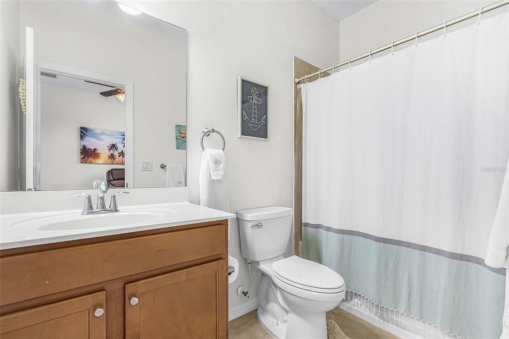 Activo con contrato: $580,000 (4 camas, 3 baños, 2032 Pies cuadrados)