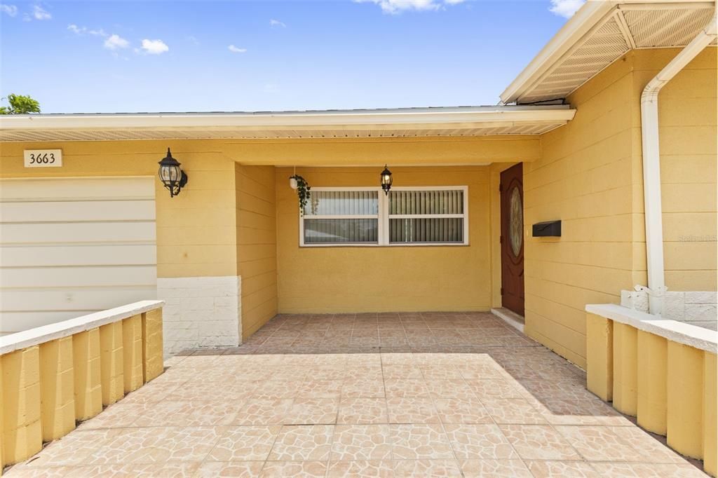 For Sale: $400,000 (3 beds, 1 baths, 1273 Square Feet)