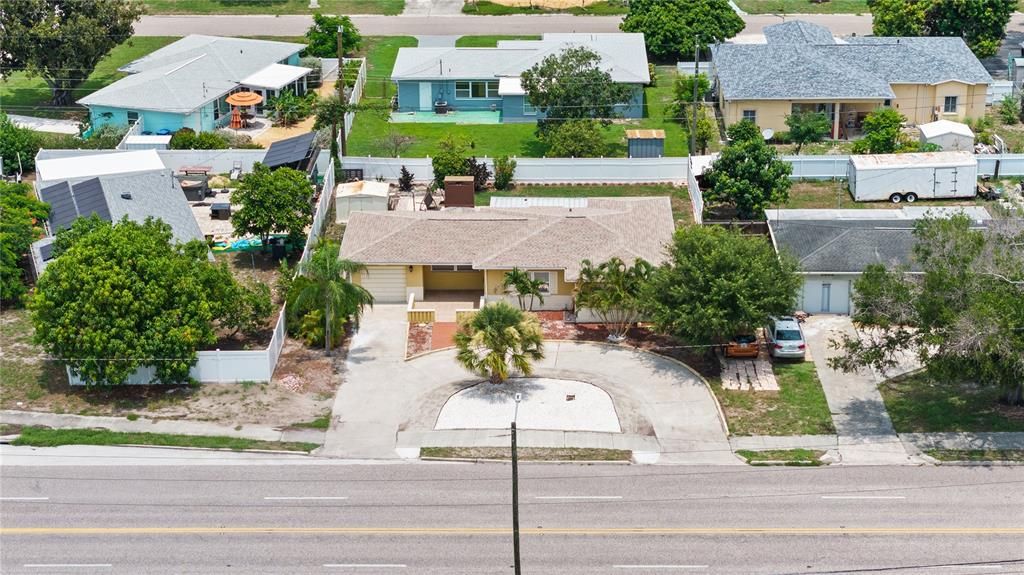 For Sale: $400,000 (3 beds, 1 baths, 1273 Square Feet)