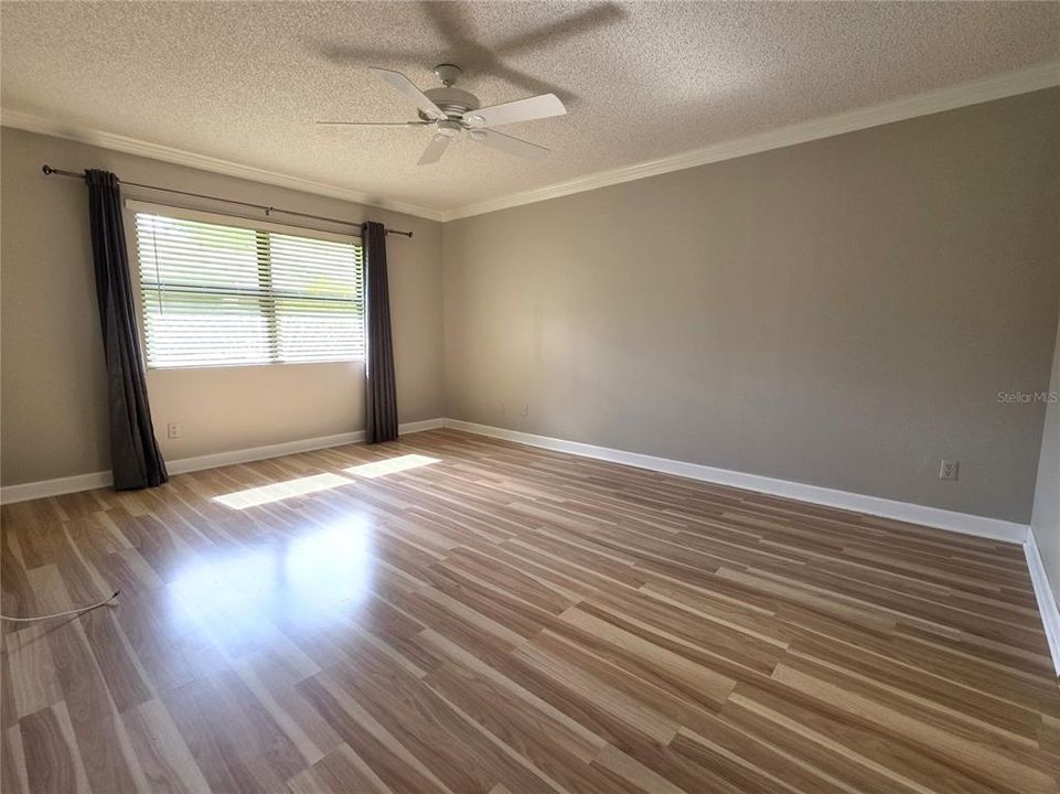 For Sale: $256,000 (2 beds, 2 baths, 1120 Square Feet)