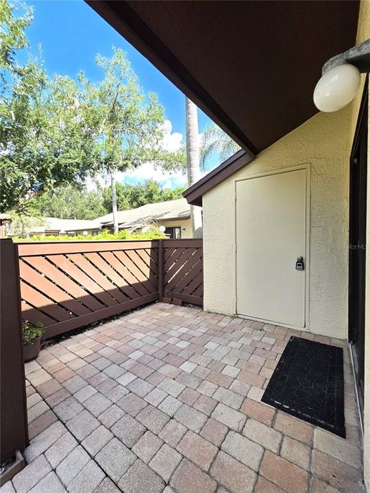 For Sale: $256,000 (2 beds, 2 baths, 1120 Square Feet)