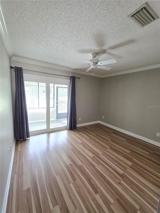 For Sale: $256,000 (2 beds, 2 baths, 1120 Square Feet)