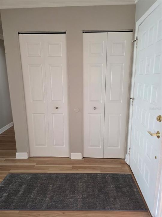 For Sale: $256,000 (2 beds, 2 baths, 1120 Square Feet)