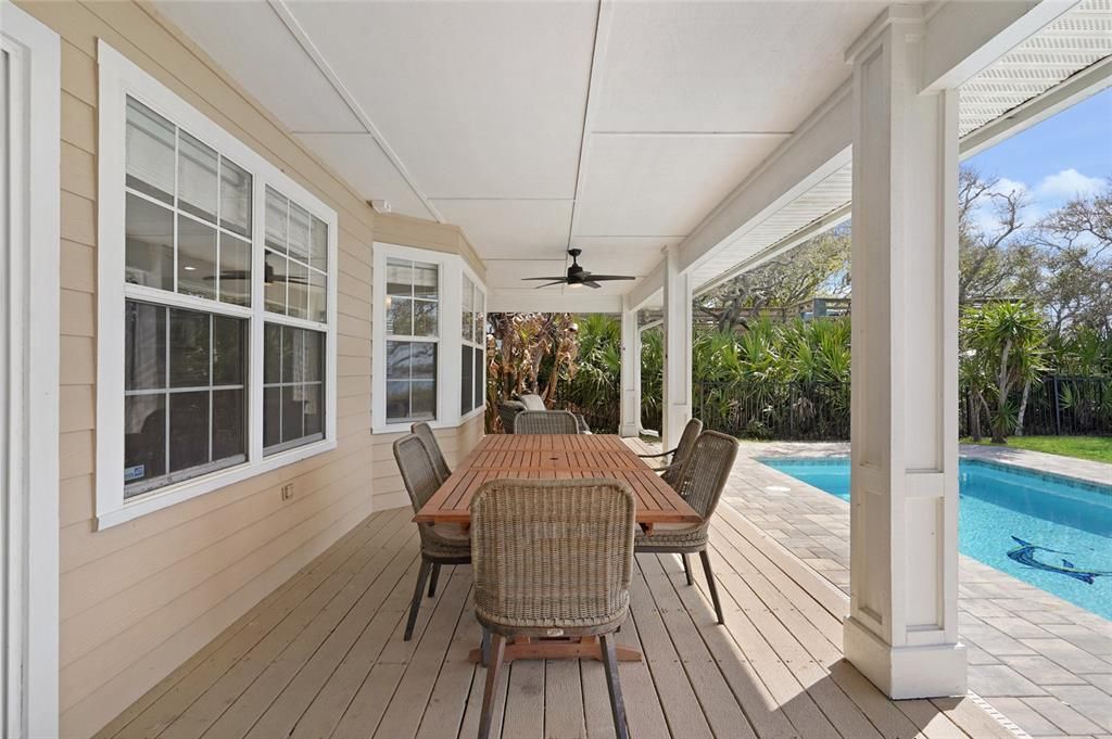 For Sale: $1,780,000 (3 beds, 3 baths, 2373 Square Feet)