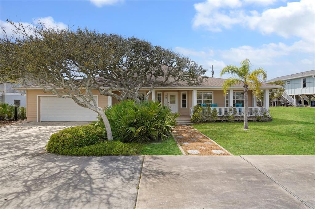 For Sale: $1,780,000 (3 beds, 3 baths, 2373 Square Feet)