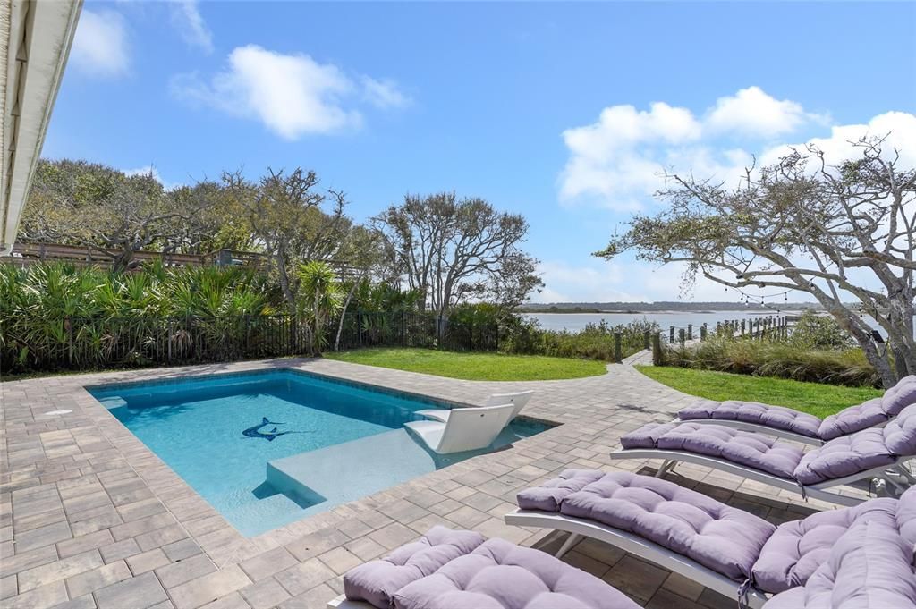 For Sale: $1,780,000 (3 beds, 3 baths, 2373 Square Feet)