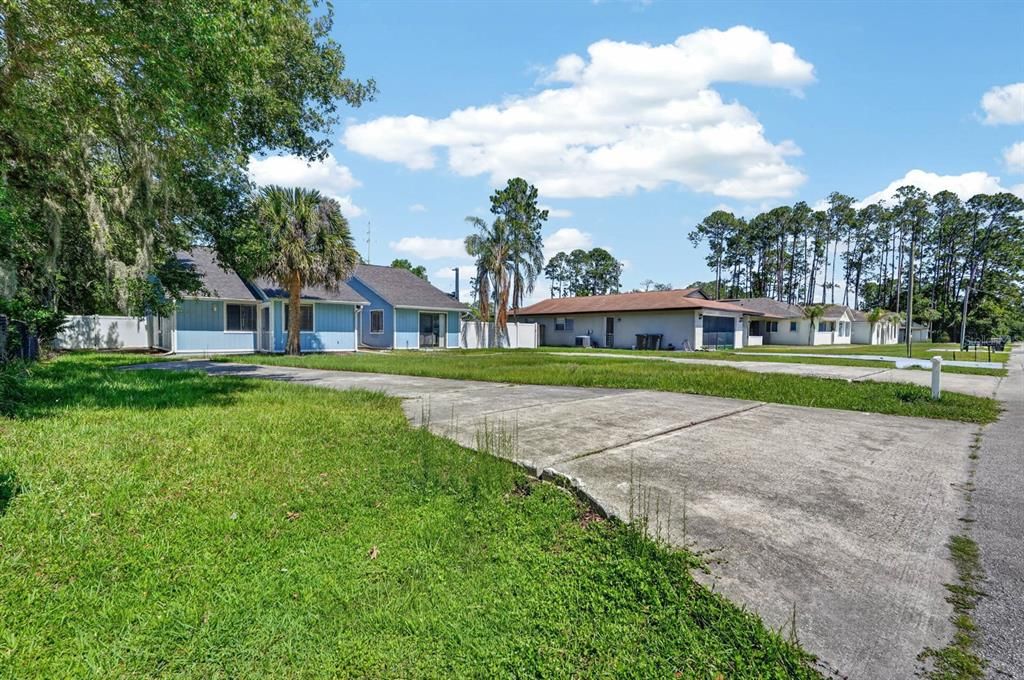 For Sale: $440,000 (5 beds, 3 baths, 2086 Square Feet)