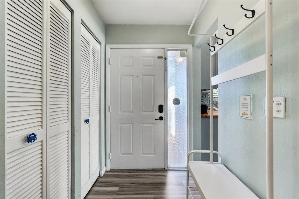 For Sale: $440,000 (5 beds, 3 baths, 2086 Square Feet)