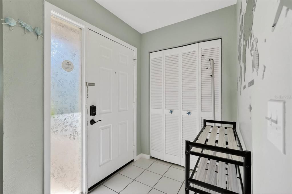 For Sale: $440,000 (5 beds, 3 baths, 2086 Square Feet)