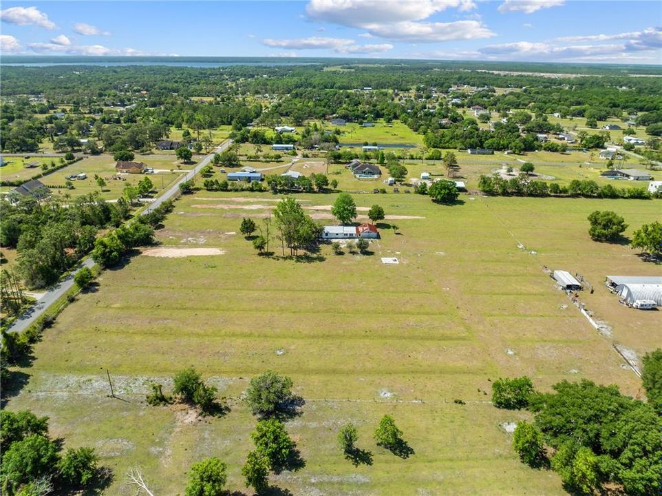 En Venta: $250,000 (2.41 acres)
