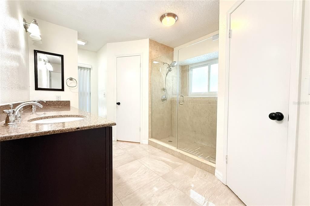 En Venta: $490,900 (3 camas, 2 baños, 1773 Pies cuadrados)