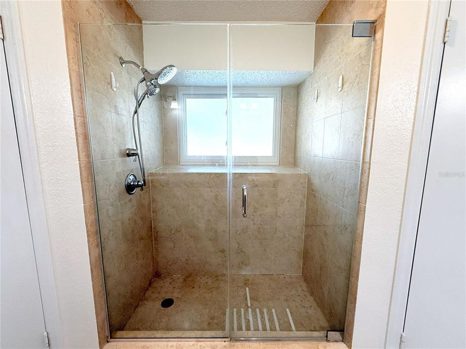 En Venta: $490,900 (3 camas, 2 baños, 1773 Pies cuadrados)