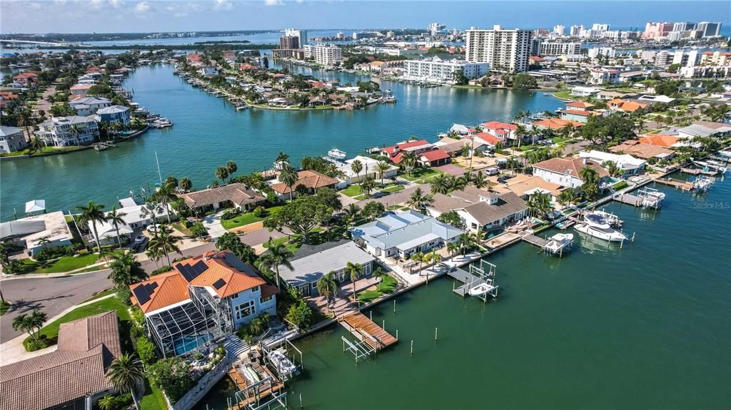 На продажу: $1,425,000 (3 спален, 2 ванн, 2228 Квадратных фут)