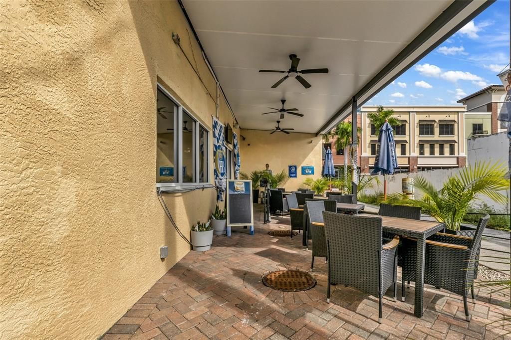 For Sale: $1,000,000 (0 beds, 0 baths, 2221 Square Feet)