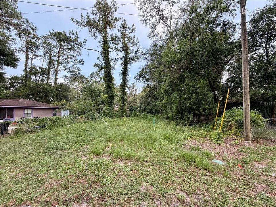 待售: $38,000 (0.11 acres)