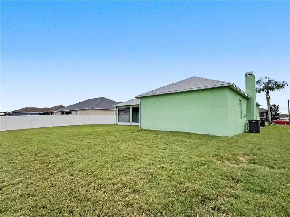 En Venta: $349,900 (3 camas, 2 baños, 2057 Pies cuadrados)