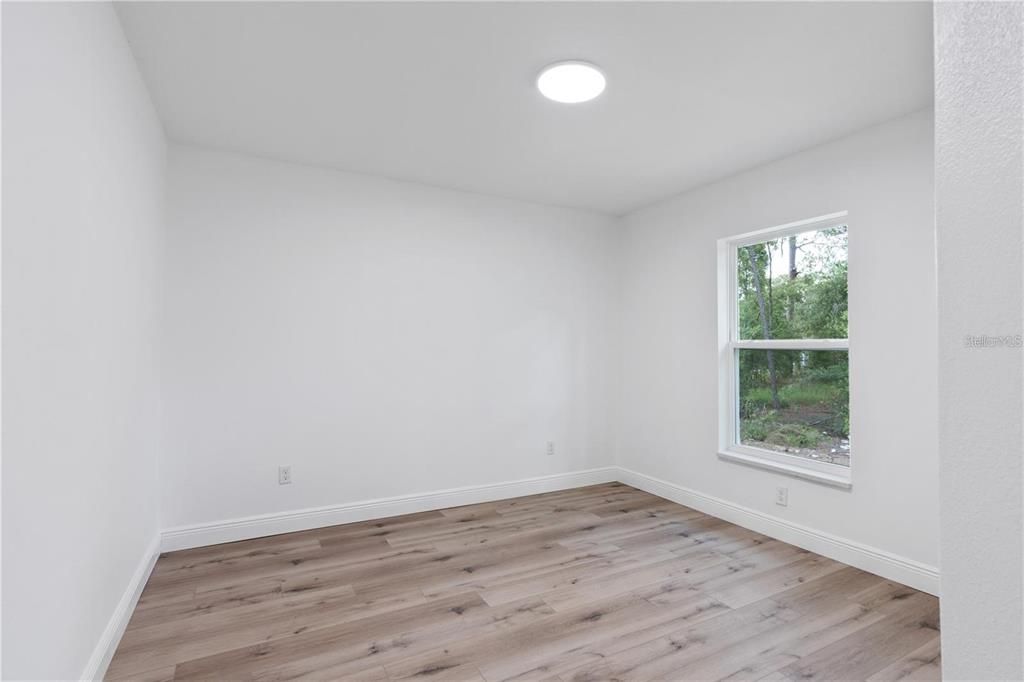 For Rent: $2,000 (3 beds, 2 baths, 1522 Square Feet)