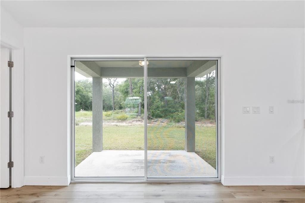 For Rent: $2,000 (3 beds, 2 baths, 1522 Square Feet)
