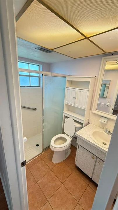 На продажу: $115,000 (2 спален, 2 ванн, 888 Квадратных фут)