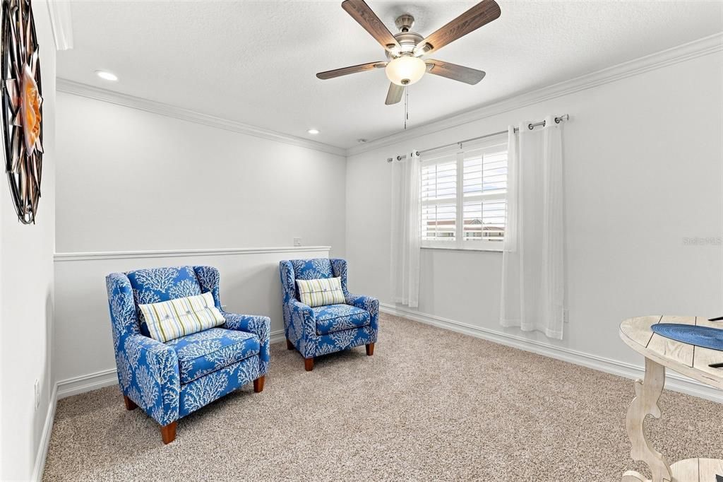 For Sale: $369,900 (3 beds, 2 baths, 1864 Square Feet)
