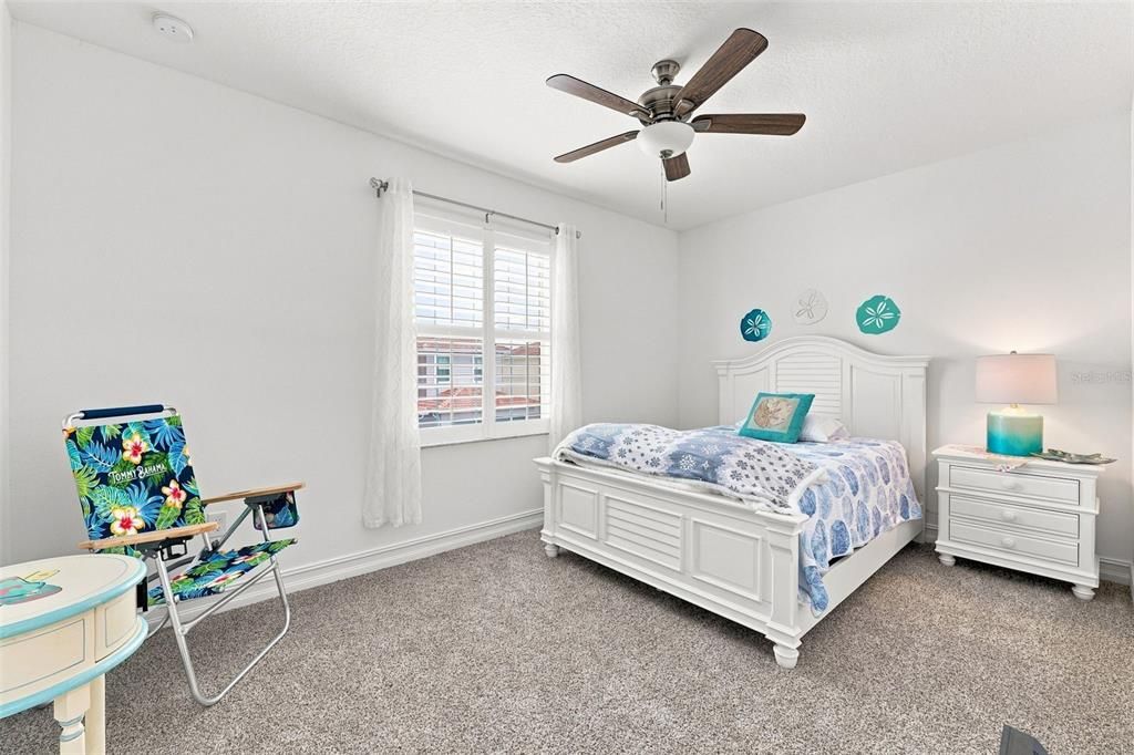 For Sale: $369,900 (3 beds, 2 baths, 1864 Square Feet)