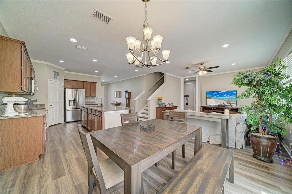 For Sale: $435,000 (4 beds, 2 baths, 2632 Square Feet)