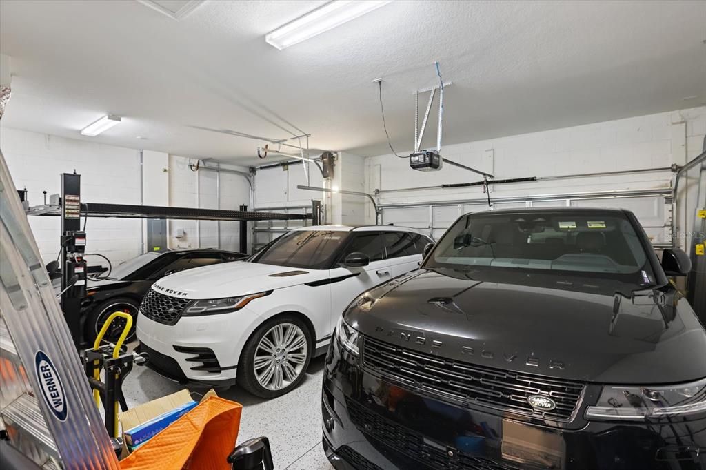 В аренду: $5,500 (3 спален, 3 ванн, 2564 Квадратных фут)