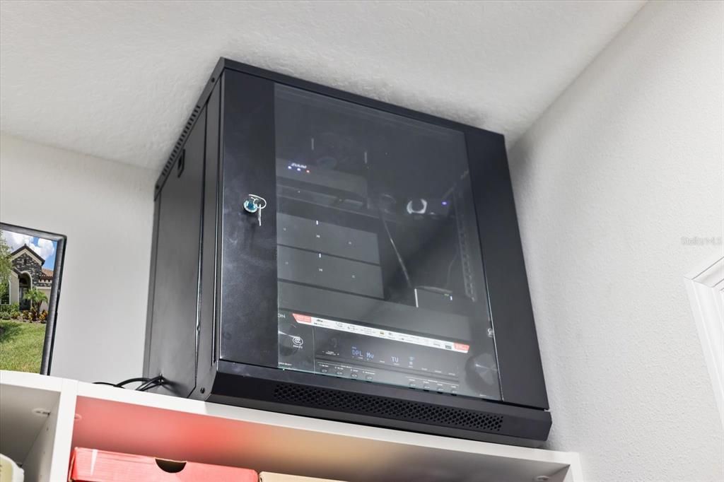 В аренду: $5,500 (3 спален, 3 ванн, 2564 Квадратных фут)