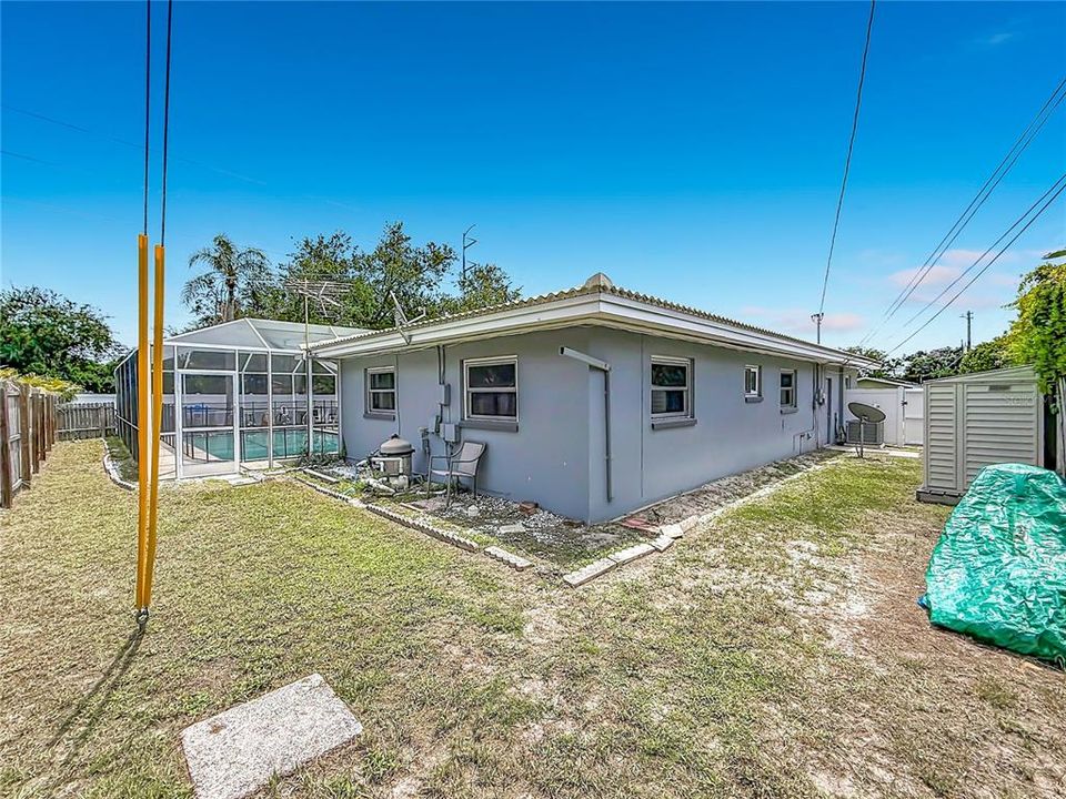 На продажу: $495,000 (4 спален, 2 ванн, 1613 Квадратных фут)