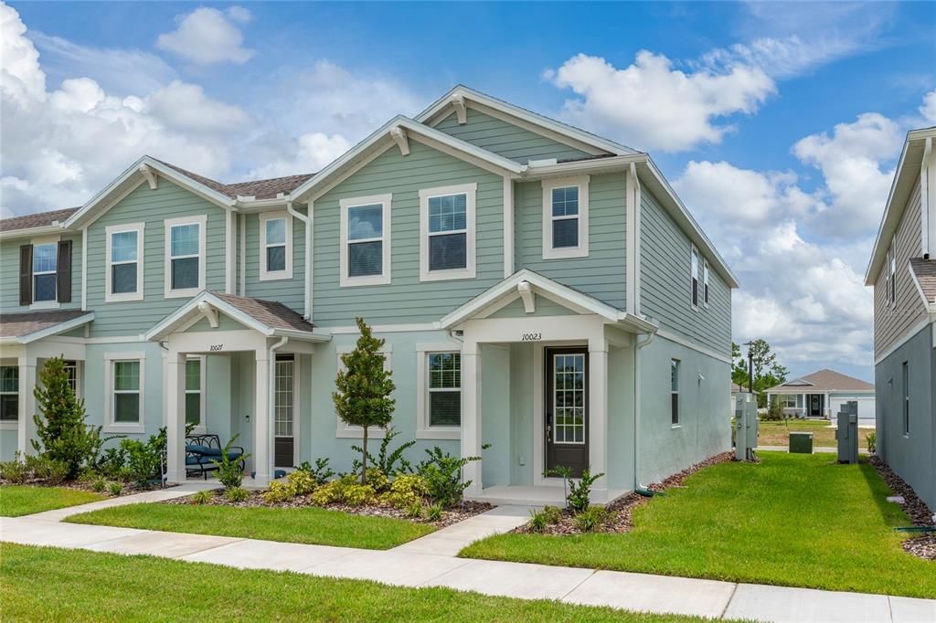 For Rent: $2,795 (4 beds, 2 baths, 1678 Square Feet)