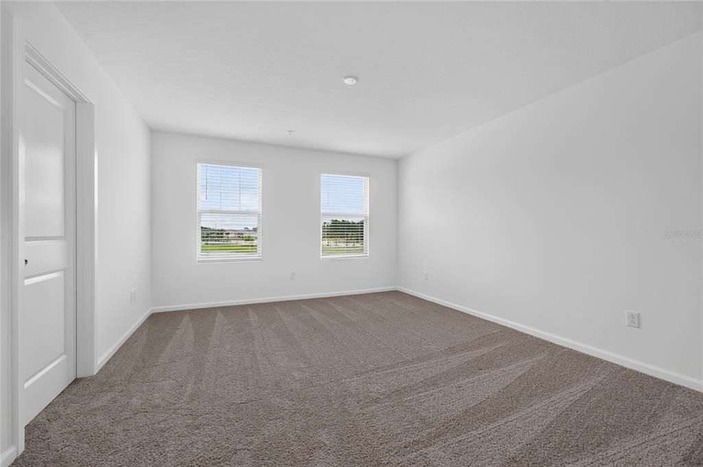 For Rent: $2,795 (4 beds, 2 baths, 1678 Square Feet)