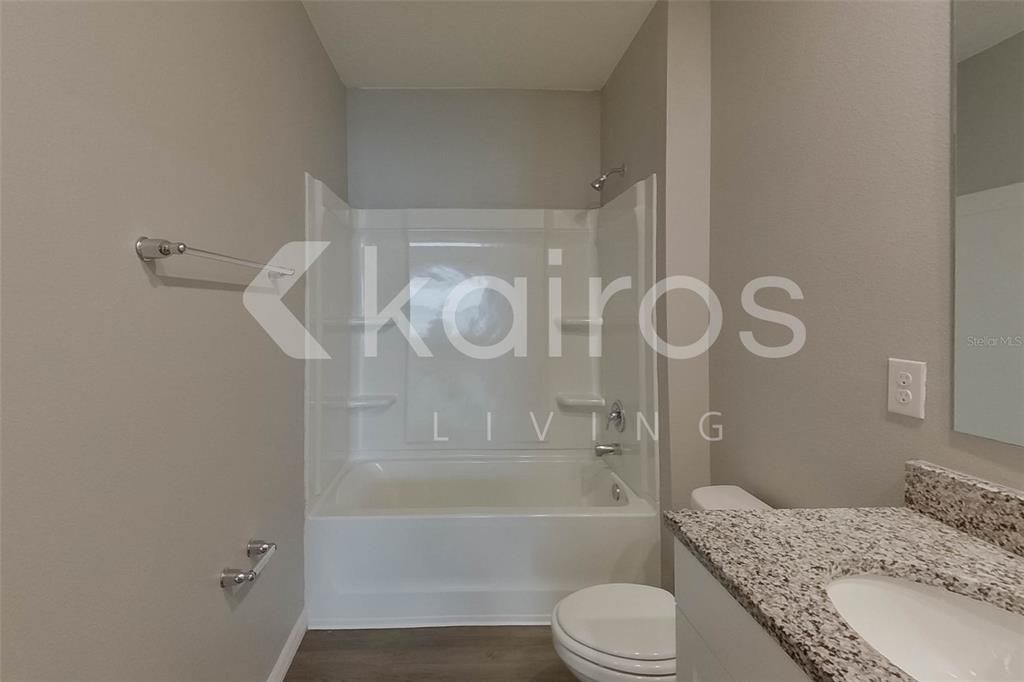 В аренду: $2,645 (5 спален, 3 ванн, 2447 Квадратных фут)