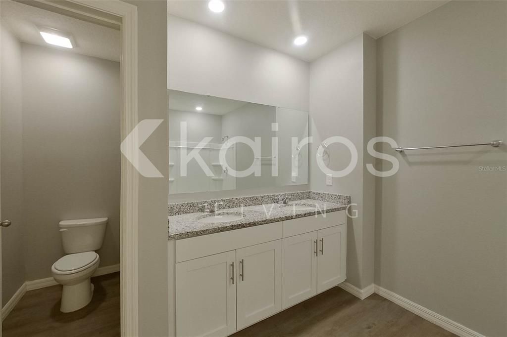 В аренду: $2,645 (5 спален, 3 ванн, 2447 Квадратных фут)