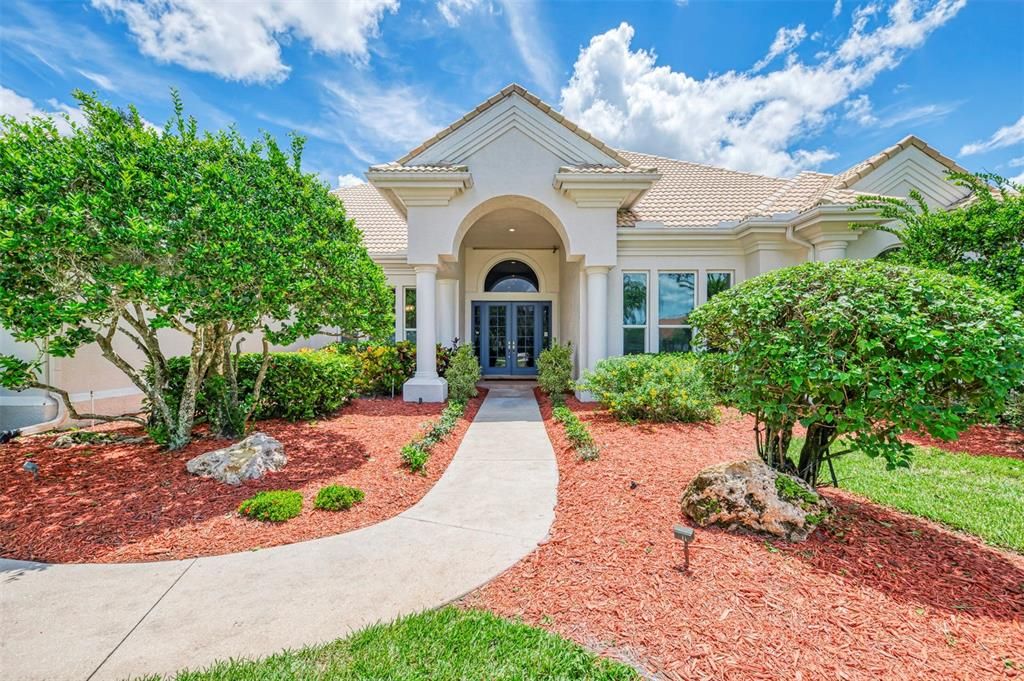 For Sale: $1,675,000 (4 beds, 3 baths, 3903 Square Feet)