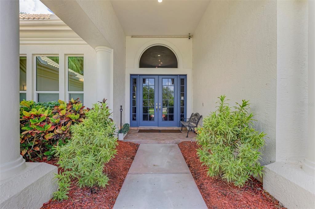 For Sale: $1,675,000 (4 beds, 3 baths, 3903 Square Feet)
