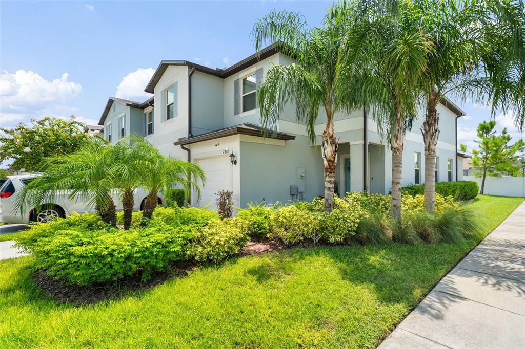 For Sale: $275,000 (2 beds, 2 baths, 1541 Square Feet)
