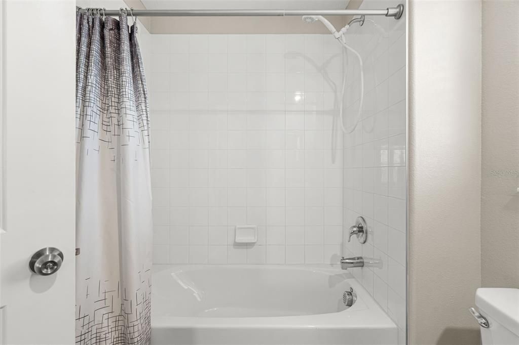 For Sale: $275,000 (2 beds, 2 baths, 1541 Square Feet)