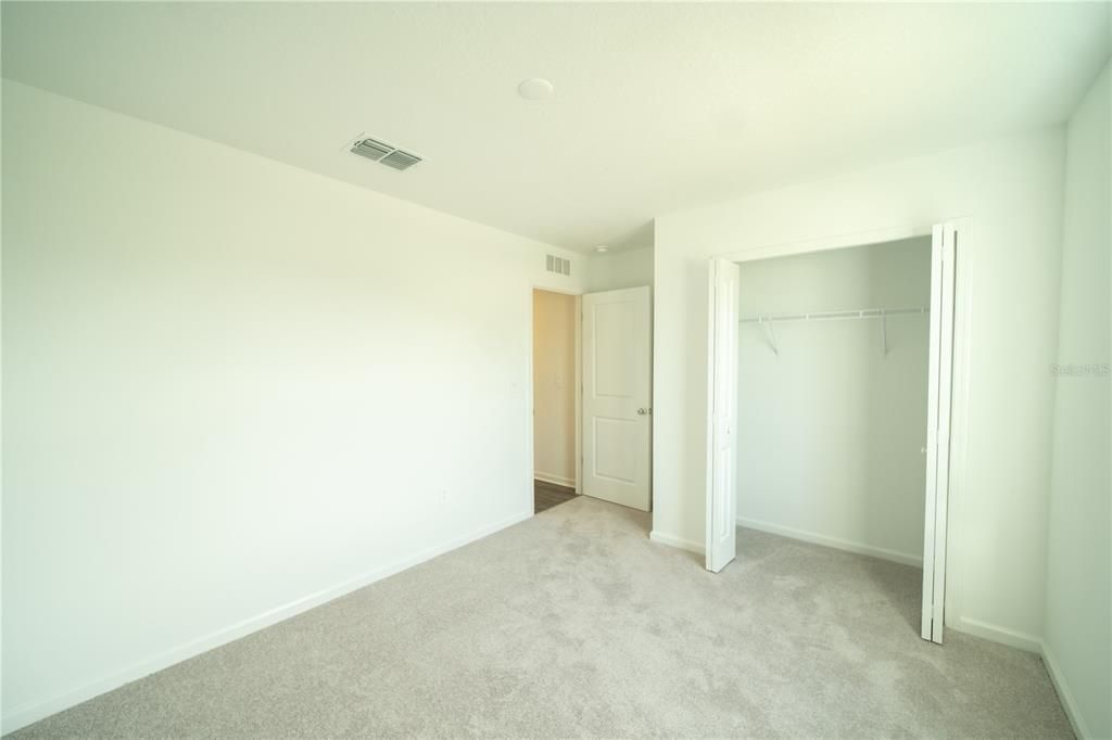 В аренду: $2,095 (4 спален, 2 ванн, 1821 Квадратных фут)