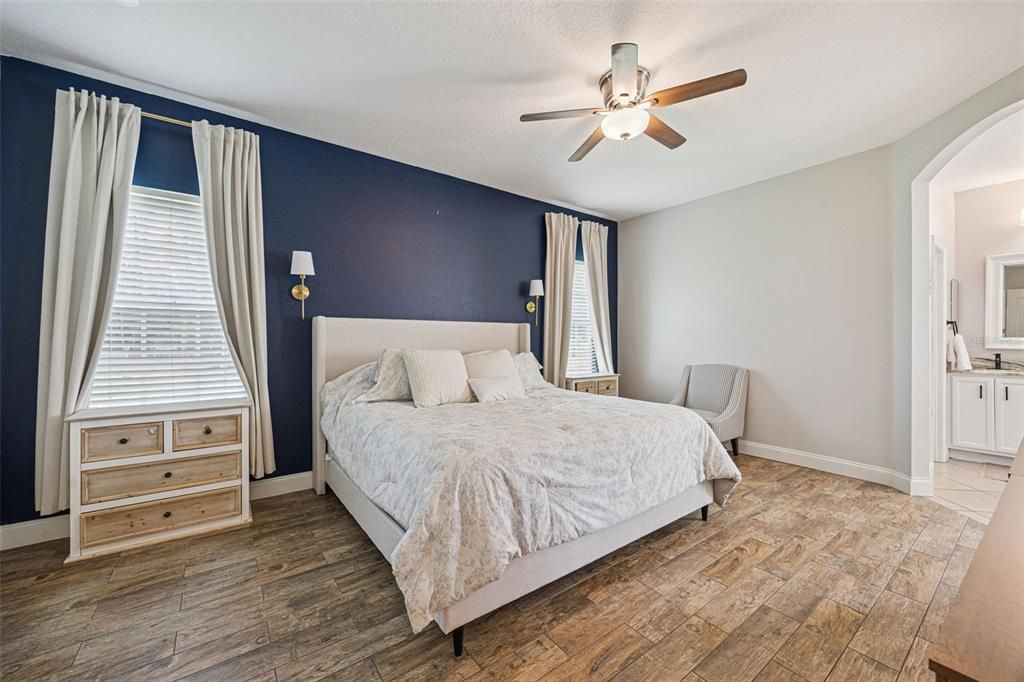 For Sale: $498,000 (3 beds, 2 baths, 1834 Square Feet)