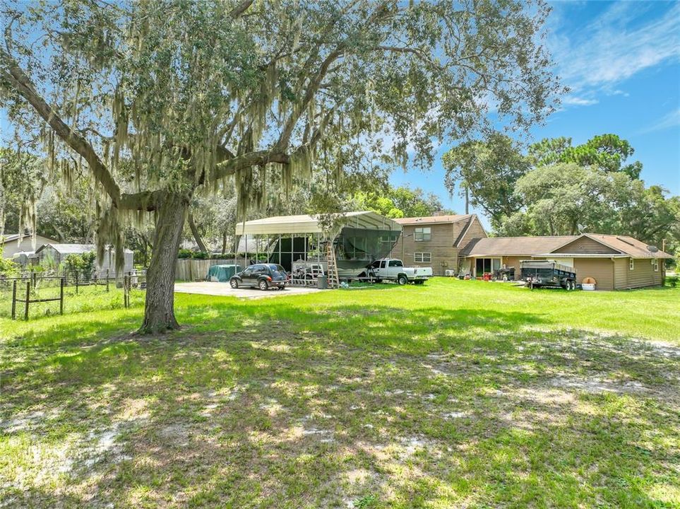 For Sale: $449,000 (3 beds, 3 baths, 1912 Square Feet)