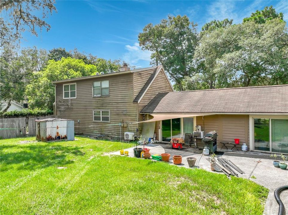 For Sale: $449,000 (3 beds, 3 baths, 1912 Square Feet)
