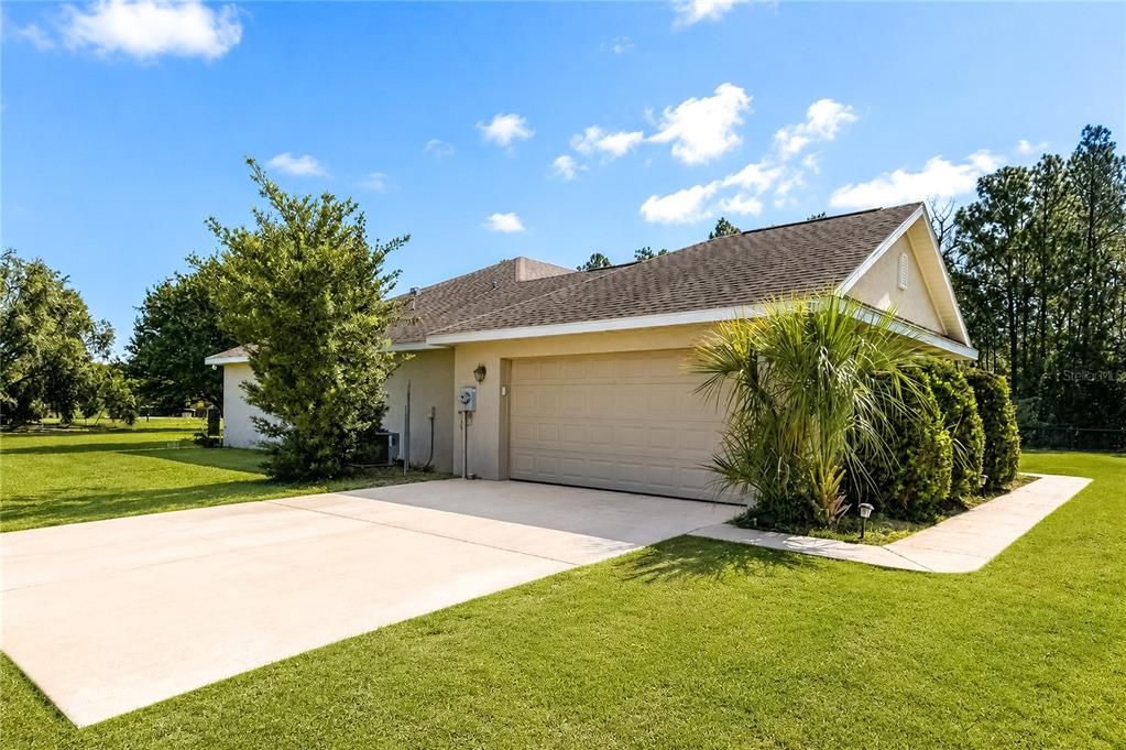 For Sale: $725,000 (3 beds, 2 baths, 2384 Square Feet)