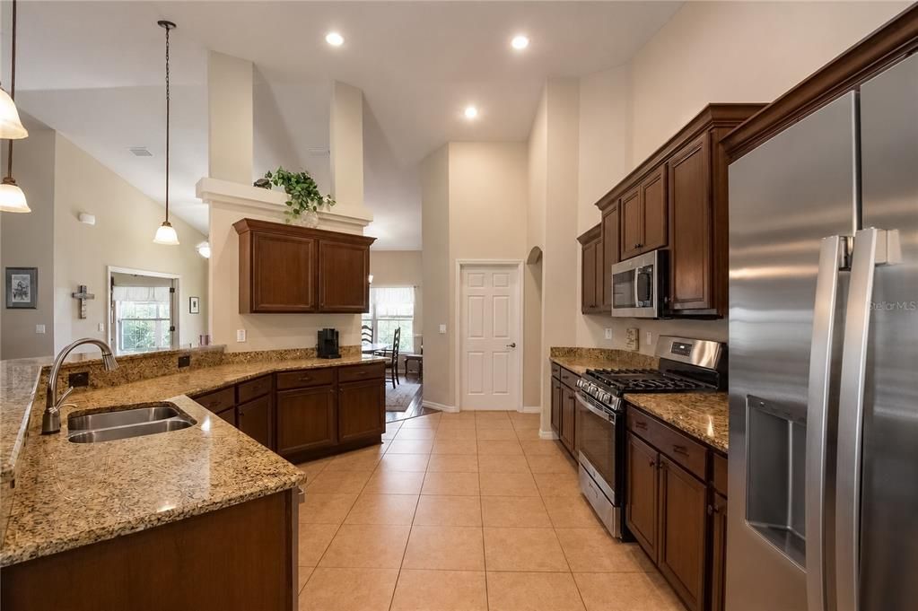 For Sale: $725,000 (3 beds, 2 baths, 2384 Square Feet)