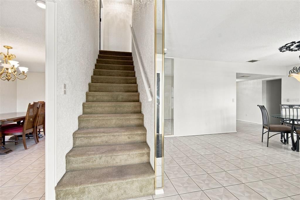For Sale: $500,000 (4 beds, 2 baths, 2416 Square Feet)