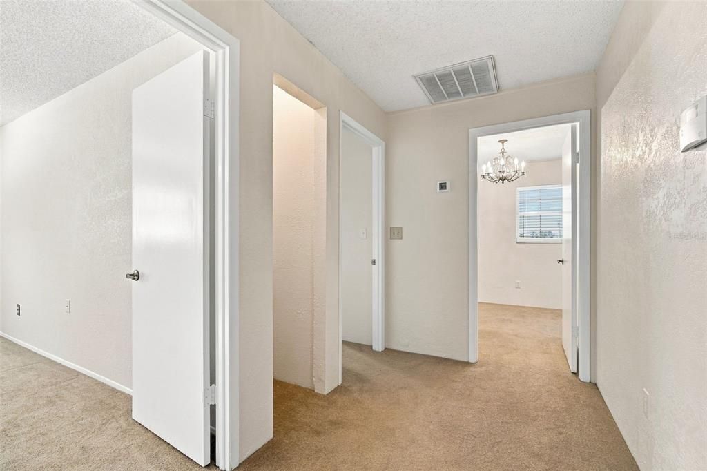 For Sale: $500,000 (4 beds, 2 baths, 2416 Square Feet)