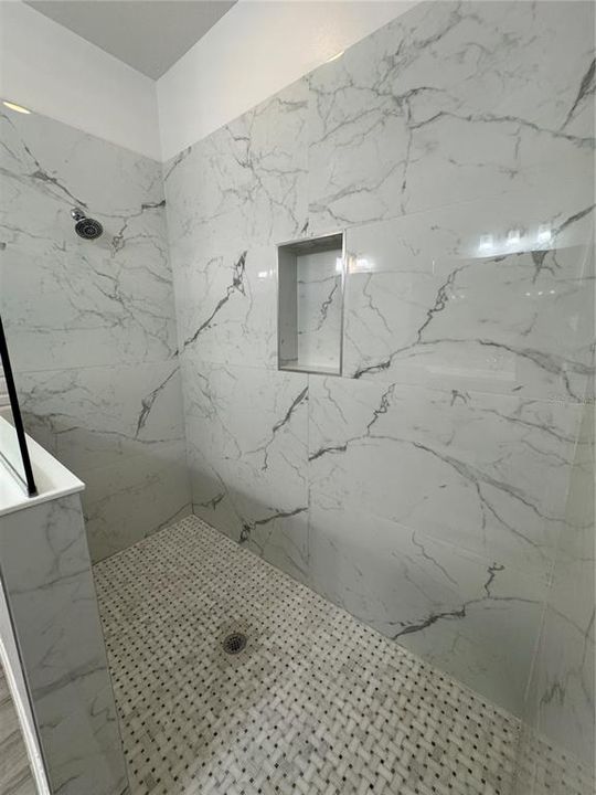 В аренду: $2,500 (4 спален, 2 ванн, 1854 Квадратных фут)