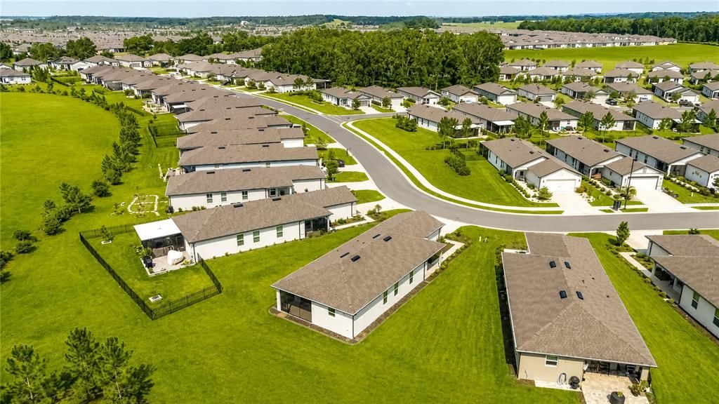 На продажу: $333,900 (2 спален, 2 ванн, 1433 Квадратных фут)